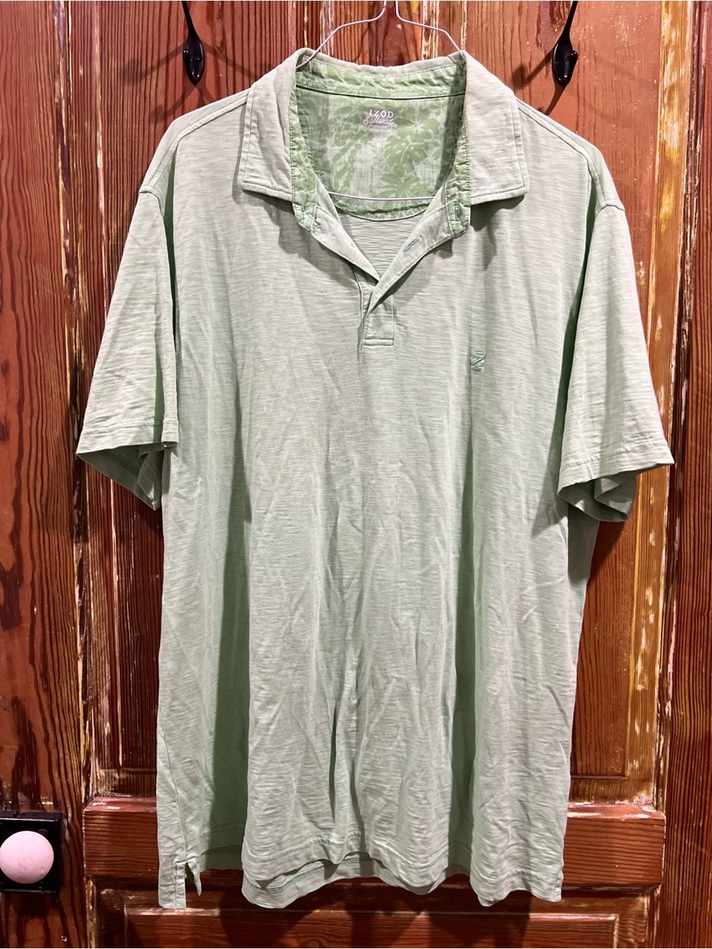 Izod Men's Pale Green Short-Sleeve Polo